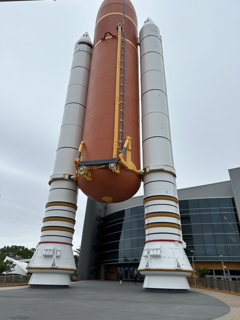 KennedySpaceCenter-Rocket-new