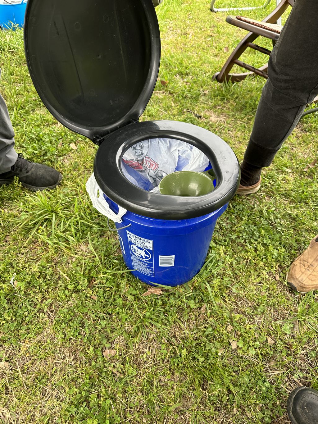 ALStevenson,_5gallon-bucket