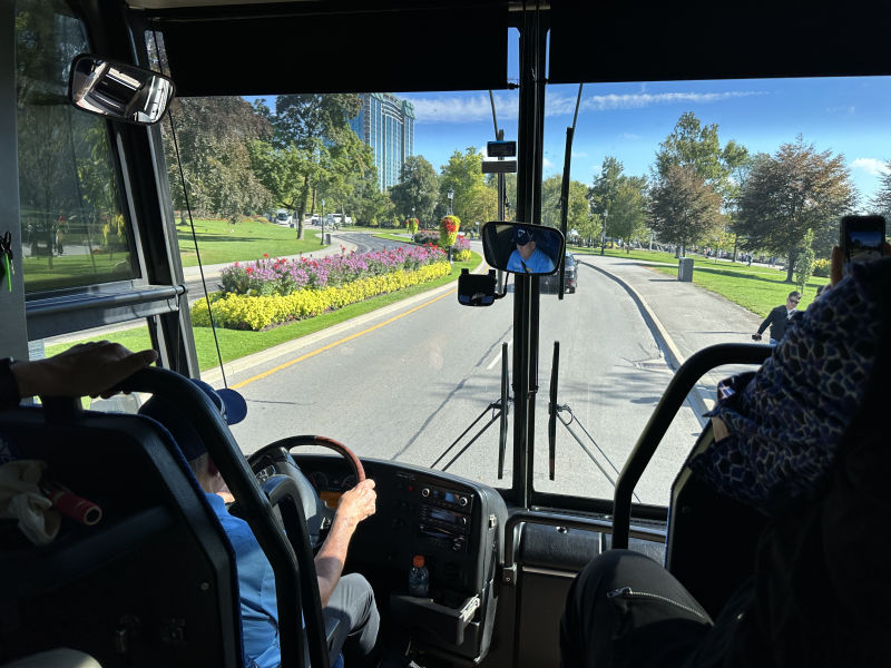 2024-09-09_ONNiagaraFalls,tour-flowers-view-from-front-of-bus