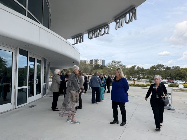 2026-01-14_FLClearwater,RuthEckerdHall_entrance-doors