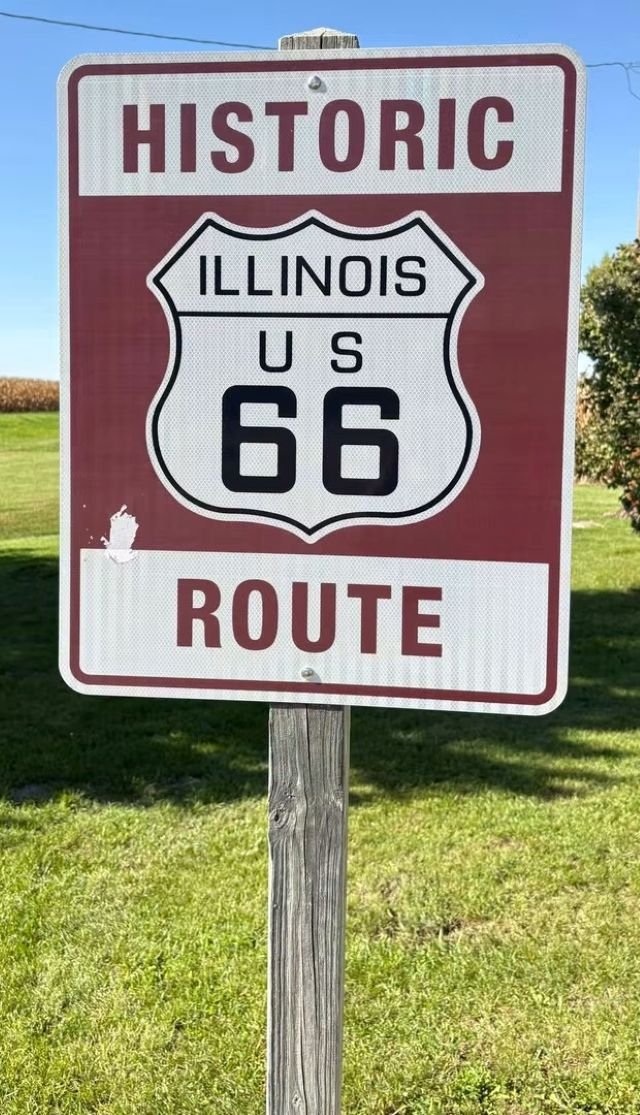 ILPontiac,HistoricRoute66Sign